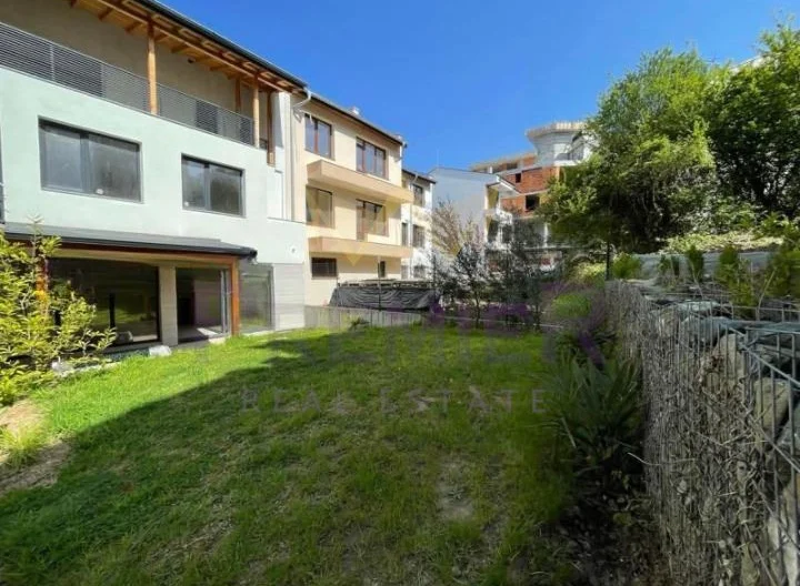 Нова двуетажна къща в Царево - - снимка 1 - Имоти Премиер