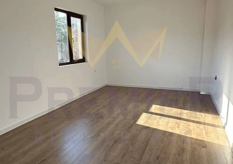 Нова къща с три спални и самостоятелен двор в с. Ливада -  - снимка 3 - Имоти Премиер