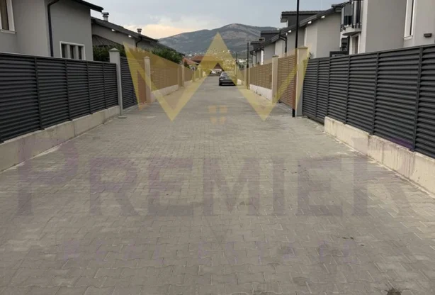 Агенция за недвижими имоти - Имоти Премиер - имот - 1240972, Цена: 350001 EUR