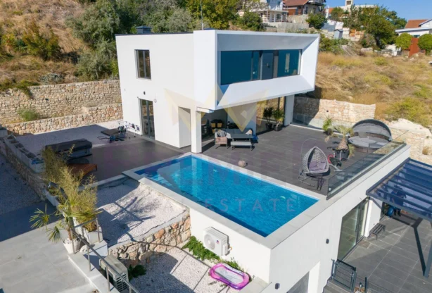 Агенция за недвижими имоти - Имоти Премиер - имот - 1250119, Цена: 600000 EUR