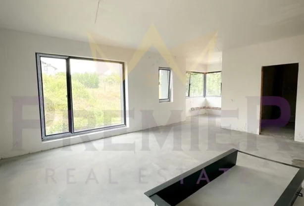 Агенция за недвижими имоти - Имоти Премиер - имот - 1040780, Цена: 250000 EUR