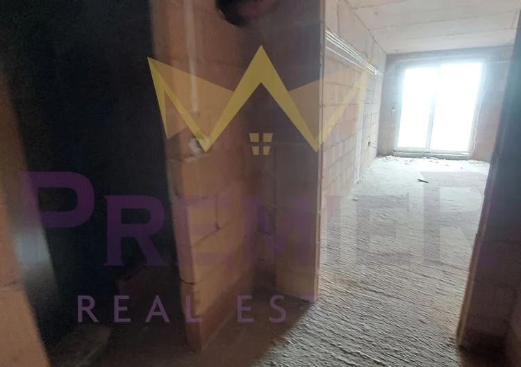 Ново сторителство тристаен на среден етаж Широк център Варна - - снимка 8 - Имоти Премиер