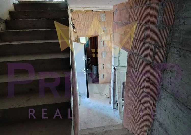 НОВОПОСТРОЕНА КЪЩА НА 60 МЕТРА ОТ ГЛАВНИЯ ПЪТ – БОРОВЕЦ ЮГ, ВАРНА -  - снимка 22 - Имоти Премиер