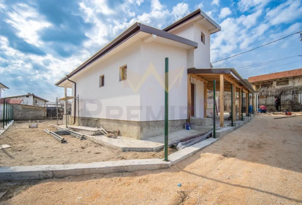 Агенция за недвижими имоти - Имоти Премиер - имот - 1185472, Цена: 180000 EUR