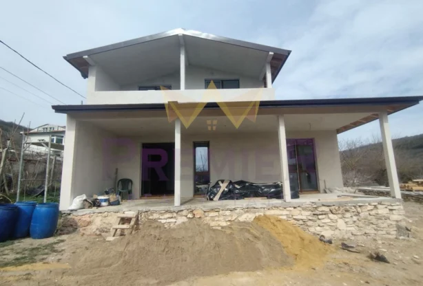 Агенция за недвижими имоти - Имоти Премиер - имот - 991836, Цена: 180000 EUR