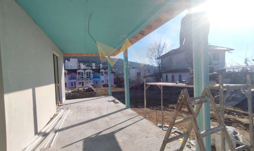 Новопостроена къща с красива  морска панорама в град Балчик ! -  - снимка 5 - Имоти Премиер