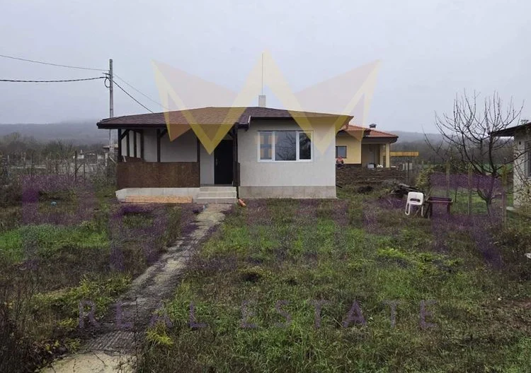 Новопостроена къща в с. Осеново - - снимка 5 - Имоти Премиер