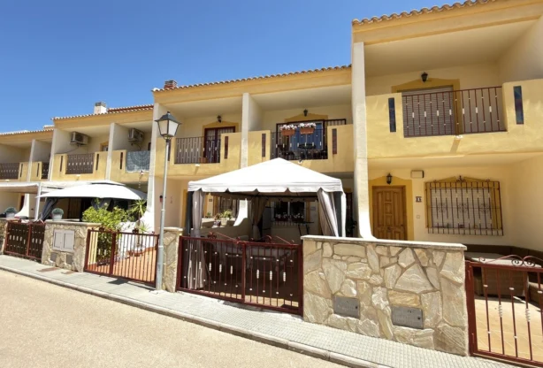 Ingatlaniroda - Imoti Premier - imot - 1238844, Ár: 220950 EUR