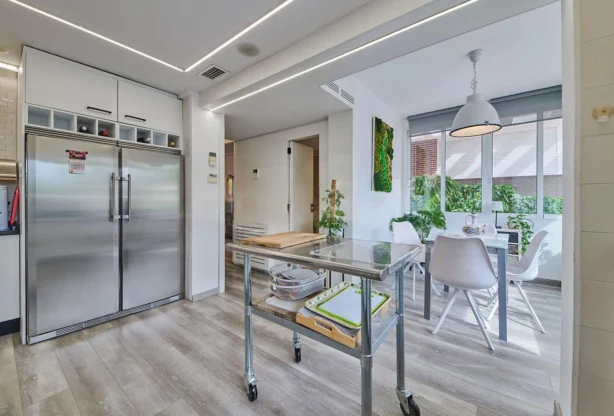 Агенция за недвижими имоти - Имоти Премиер - имот - 1242097, Цена: 595000 EUR