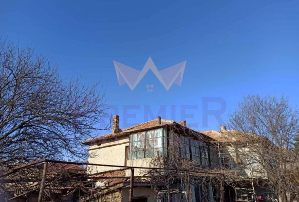 Обява за имот 834206, Площ: 220 м<sup>2</sup>, Цена: 32000 EUR - Имоти Премиер