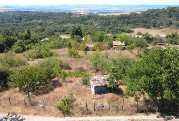 Обява за имот 976996, Площ: 600 м<sup>2</sup>, Цена: 21000 EUR - Имоти Премиер