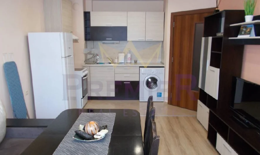 ОБЗАВДЕН АПАРТАМЕНТ ЦВЕТЕН КВ С ПАРКОМЯСТО - - снимка 1 - Имоти Премиер