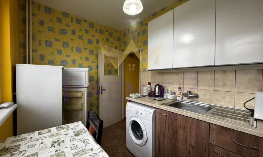 ОБЗАВЕДЕН АПАРТАМЕНТ ХОЛ СПАЛНЯ КУХНЯ СЛЕД ОСВЕЖАВАНЕ ЛЯТНО КИНО ТРАКИЯ -  - снимка 1 - Имоти Премиер