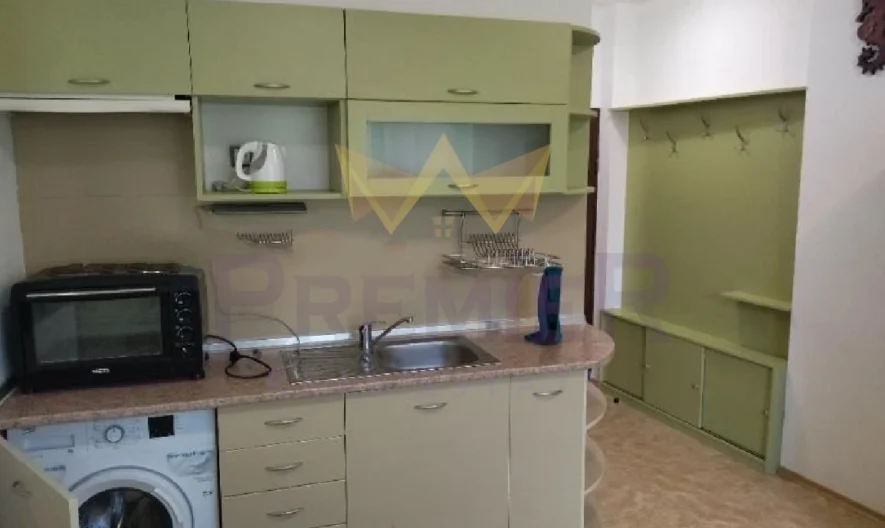 ОБЗАВЕДЕН АПАРТАМЕНТ С ПАРКОМЯСТО - - снимка 1 - Имоти Премиер