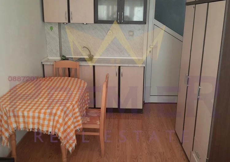 ОБЗАВЕДЕН ДВУСТАЕН АПАРТАМЕНТ КОЛХОЗЕН ПАЗАР -  - снимка 1 - Имоти Премиер