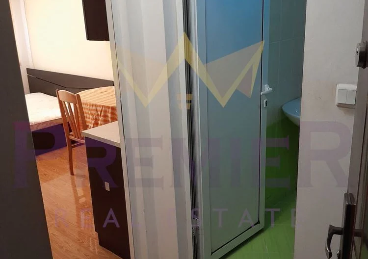 ОБЗАВЕДЕН ДВУСТАЕН АПАРТАМЕНТ КОЛХОЗЕН ПАЗАР -  - снимка 6 - Имоти Премиер