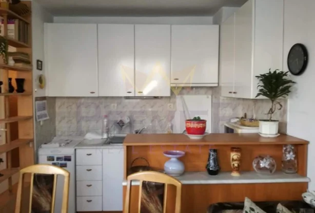 Агенция за недвижими имоти - Имоти Премиер - имот - 1177775, Цена: 330 EUR