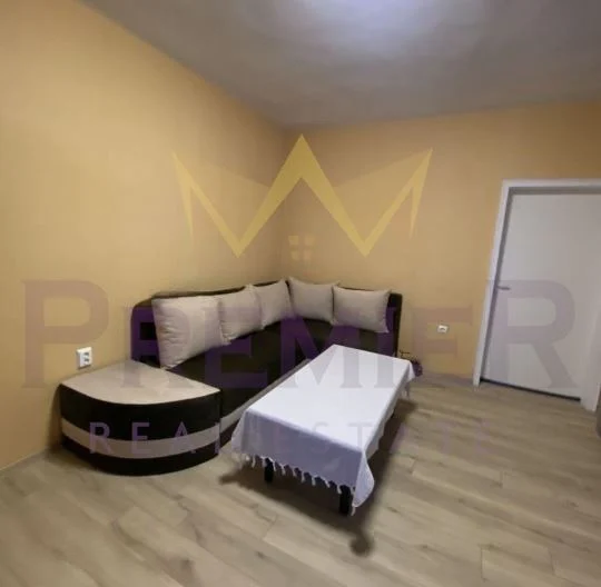 Обзаведен двустаен апартамент в кв.Захарна фабрика -  - снимка 2 - Имоти Премиер