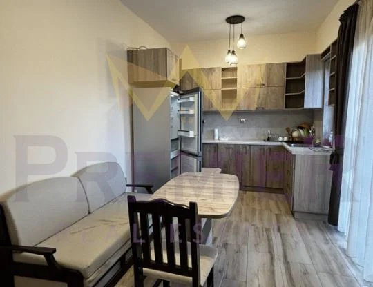 Агенция за недвижими имоти - Имоти Премиер - имот - 1180702, Цена: 82000 EUR
