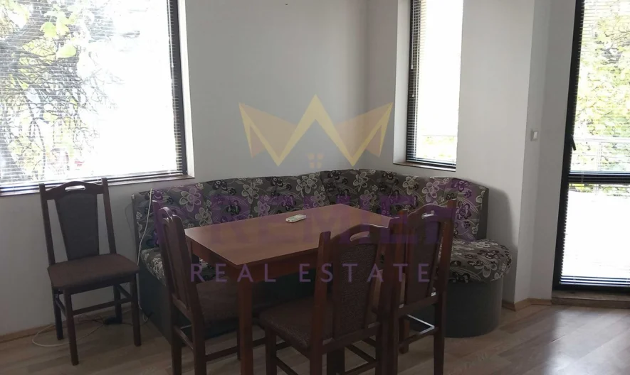 ОБЗАВЕДЕН ДВУСТАЕН ЛЯТНО КИНО -  - снимка 5 - Имоти Премиер