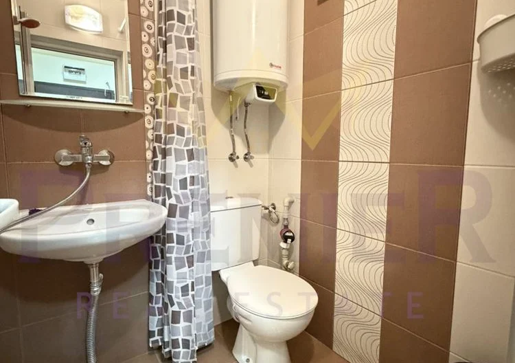 ОБЗАВЕДЕН ЕДНОСТАЕН АПАРТАМЕНТ С ТЕРАСА - - снимка 5 - Имоти Премиер