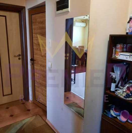 ОБЗАВЕДЕН ПРОСТОРЕН ТРИСТАЕН АПАРТАМЕНТ АСПАРУХОВО -  - снимка 4 - Имоти Премиер