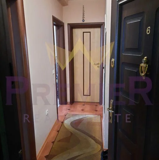 ОБЗАВЕДЕН ПРОСТОРЕН ТРИСТАЕН АПАРТАМЕНТ АСПАРУХОВО -  - снимка 7 - Имоти Премиер