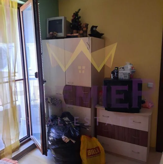 ОБЗАВЕДЕН ПРОСТОРЕН ТРИСТАЕН АПАРТАМЕНТ АСПАРУХОВО -  - снимка 9 - Имоти Премиер