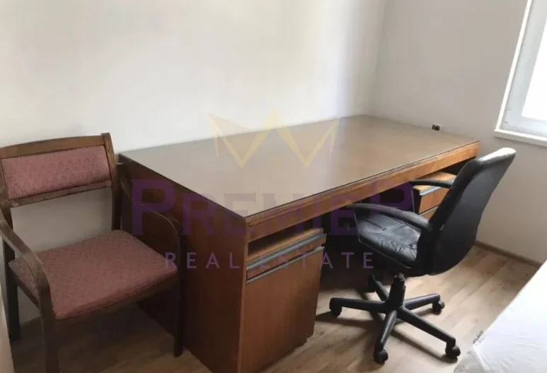 ОБЗАВЕДЕН ПРОСТОРЕН ТРИСТАЕН АПАРТАМЕНТ НЕПТУН -  - снимка 11 - Имоти Премиер