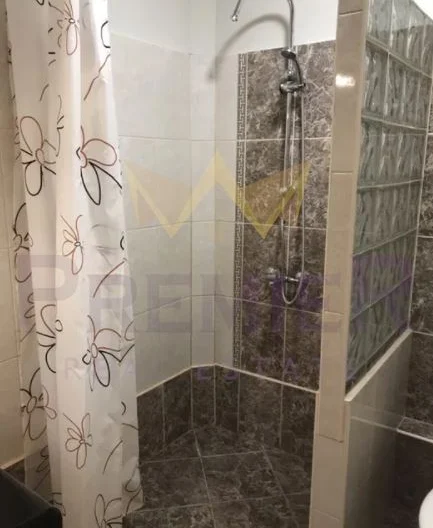 ОБЗАВЕДЕН ПРОСТОРЕН ТРИСТАЕН АПАРТАМЕНТ НЕПТУН -  - снимка 15 - Имоти Премиер