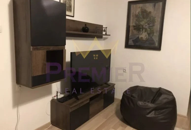 ОБЗАВЕДЕН ПРОСТОРЕН ТРИСТАЕН АПАРТАМЕНТ НЕПТУН -  - снимка 6 - Имоти Премиер