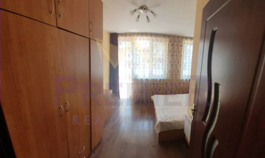 ОБЗАВЕДЕН ТРИСТАЕН АПАРТАМЕНТ НЕПТУН - - снимка 8 - Имоти Премиер