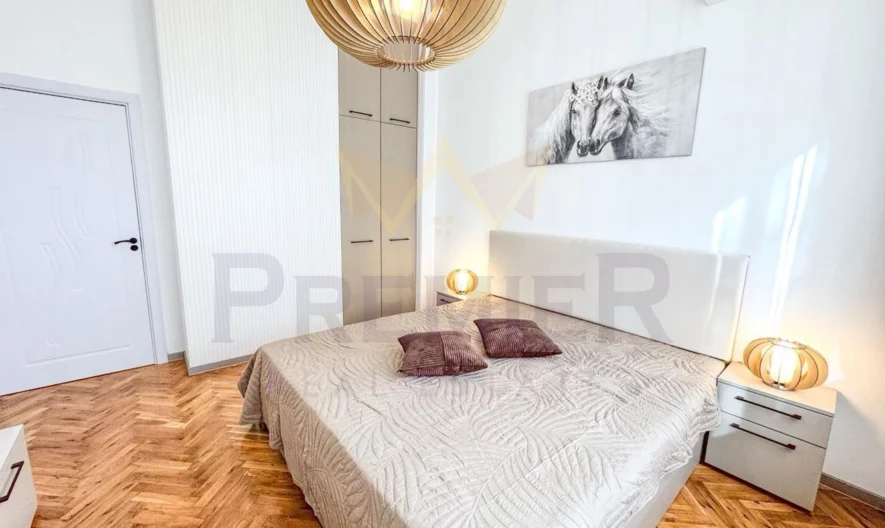 Обзаведен тристаен апартамент в Център -  - снимка 11 - Имоти Премиер