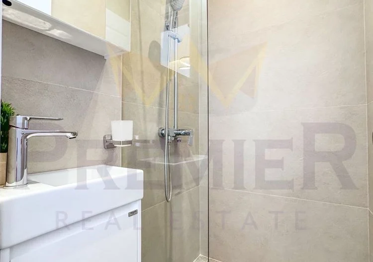 Обзаведен тристаен апартамент в Център -  - снимка 16 - Имоти Премиер