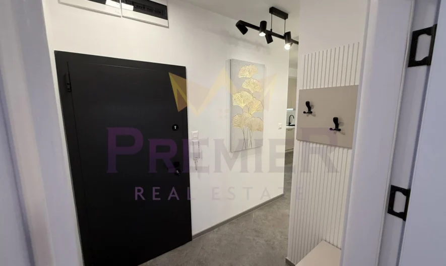 Обзаведен тристаен апартамент в Център - - снимка 18 - Имоти Премиер