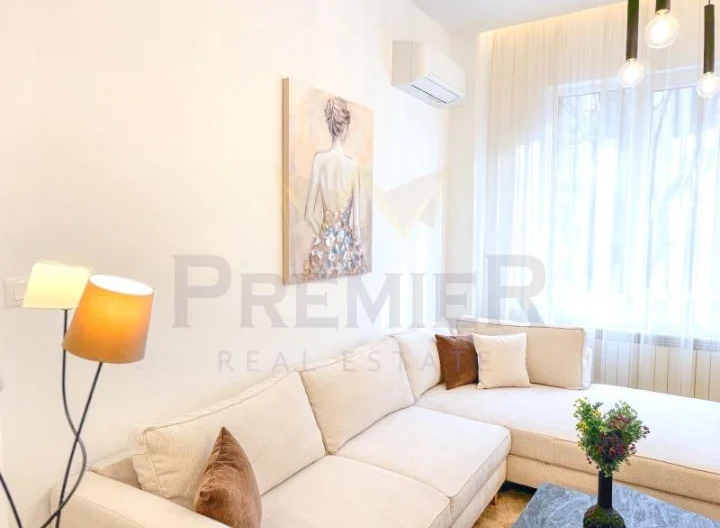 Обзаведен тристаен апартамент в Център -  - снимка 29 - Имоти Премиер