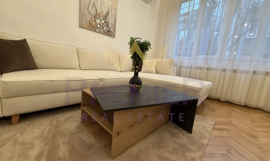 Обзаведен тристаен апартамент в Център - - снимка 5 - Имоти Премиер