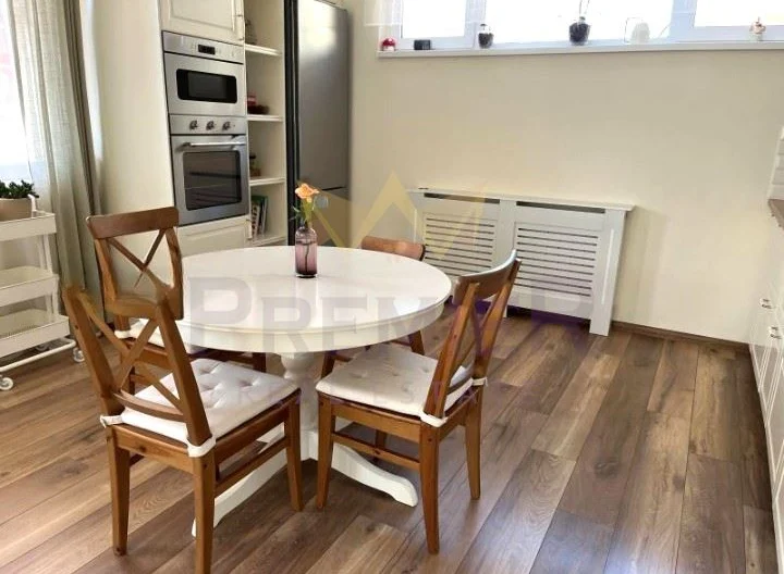 Обзаведен тристаен апартамент в затворен комплекс – Младост 4 - - снимка 3 - Имоти Премиер