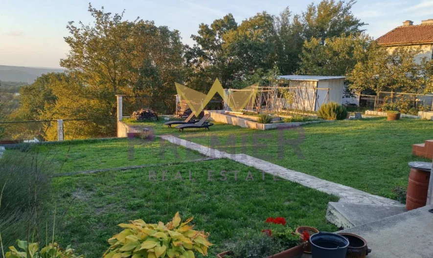 Обзаведена двуетажна къща, м-т Перчемлията, гр. Варна - - снимка 18 - Имоти Премиер