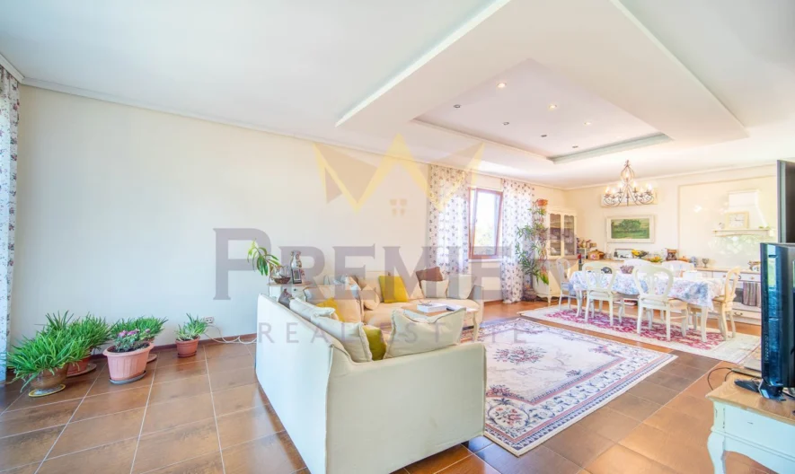 Обзаведена двуетажна къща, м-т Перчемлията, гр. Варна - - снимка 7 - Имоти Премиер