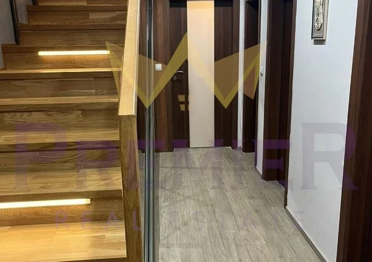 Обзаведена двуетажна къща на бул. Коматевско шосе, гр. Пловдив -  - снимка 10 - Имоти Премиер