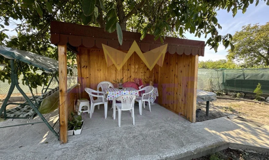 Обзаведена къща с. Чернево -  - снимка 9 - Имоти Премиер