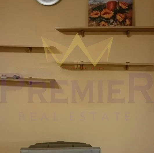 ОБЗАВЕДЕНО СТУДИО ОКРЪЖНА БОЛНИЦА -  - снимка 11 - Имоти Премиер