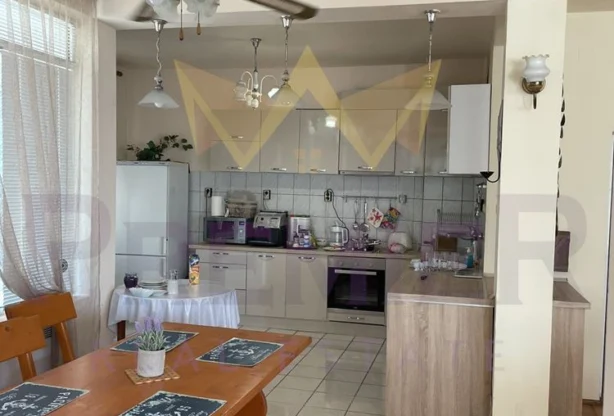 Агенция за недвижими имоти - Имоти Премиер - имот - 688480, Цена: 210000 EUR