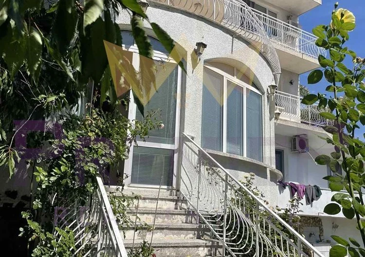 Обзаведено жилище в Галата - - снимка 4 - Имоти Премиер