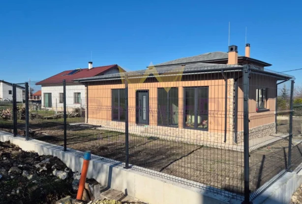 Агентство недвижимости - Имоти Премиер - имот - 1206156, Цена: 195000 EUR