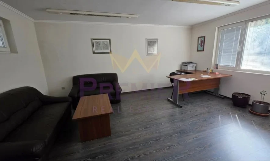 Офис – Окръжна болница, Варна - - снимка 8 - Имоти Премиер