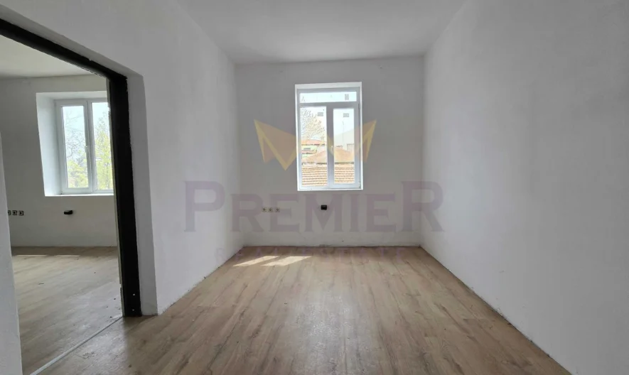 ОФИС, ГАЛАТА -  - снимка 6 - Имоти Премиер