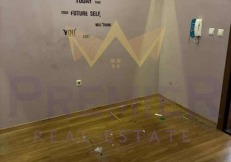 Офис на първи етаж  в супер център -  - снимка 6 - Имоти Премиер