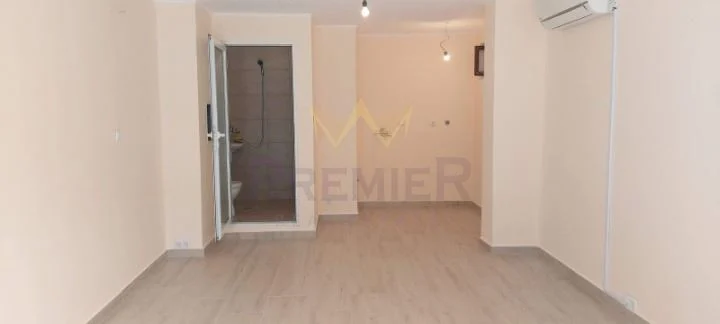 Офис със статут на Медикотехническа лаборатория в ж.к. Слатина - - снимка 3 - Имоти Премиер